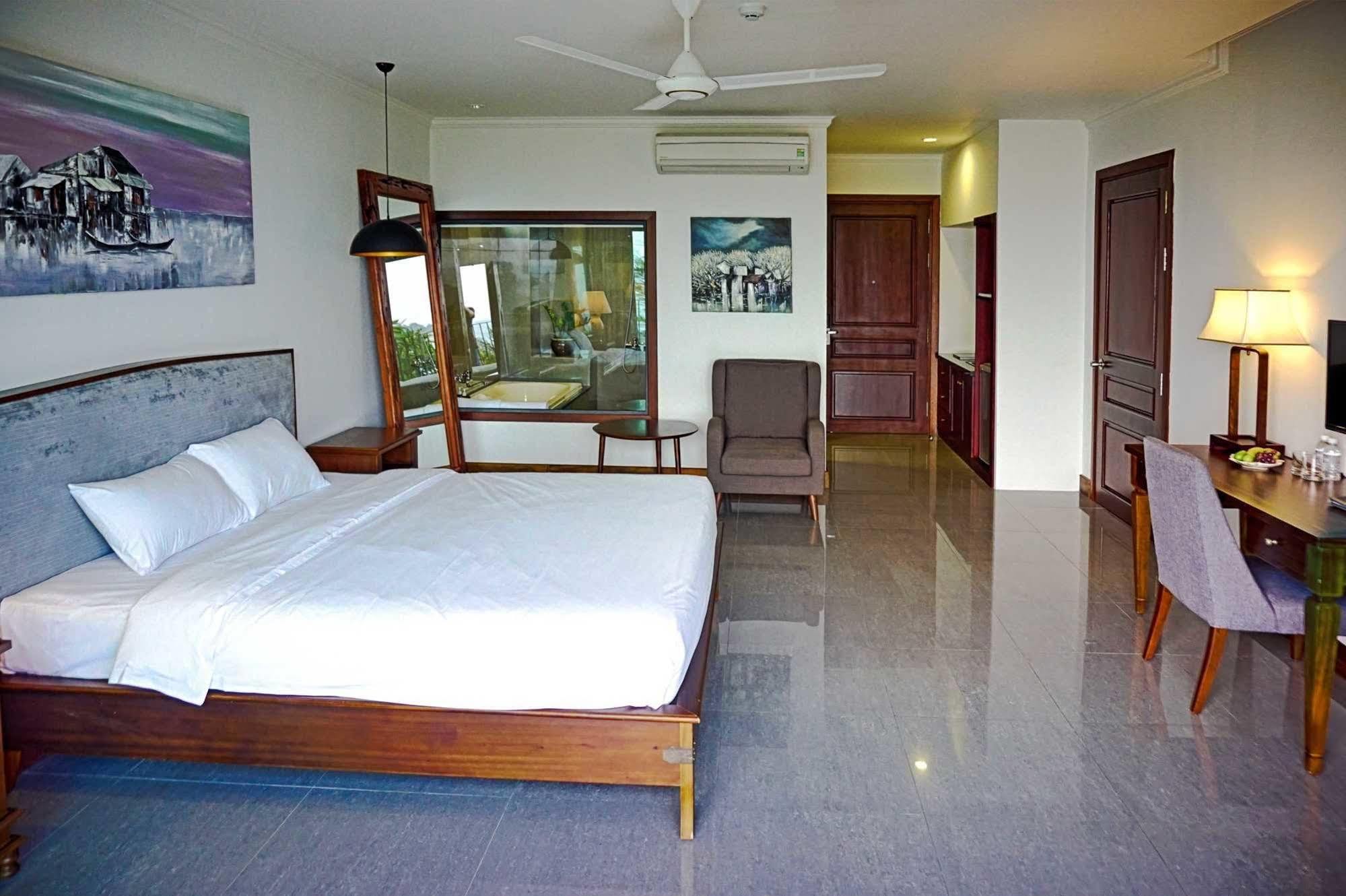 Dan Oasis Hotel And Apartment Da Nang Exterior photo